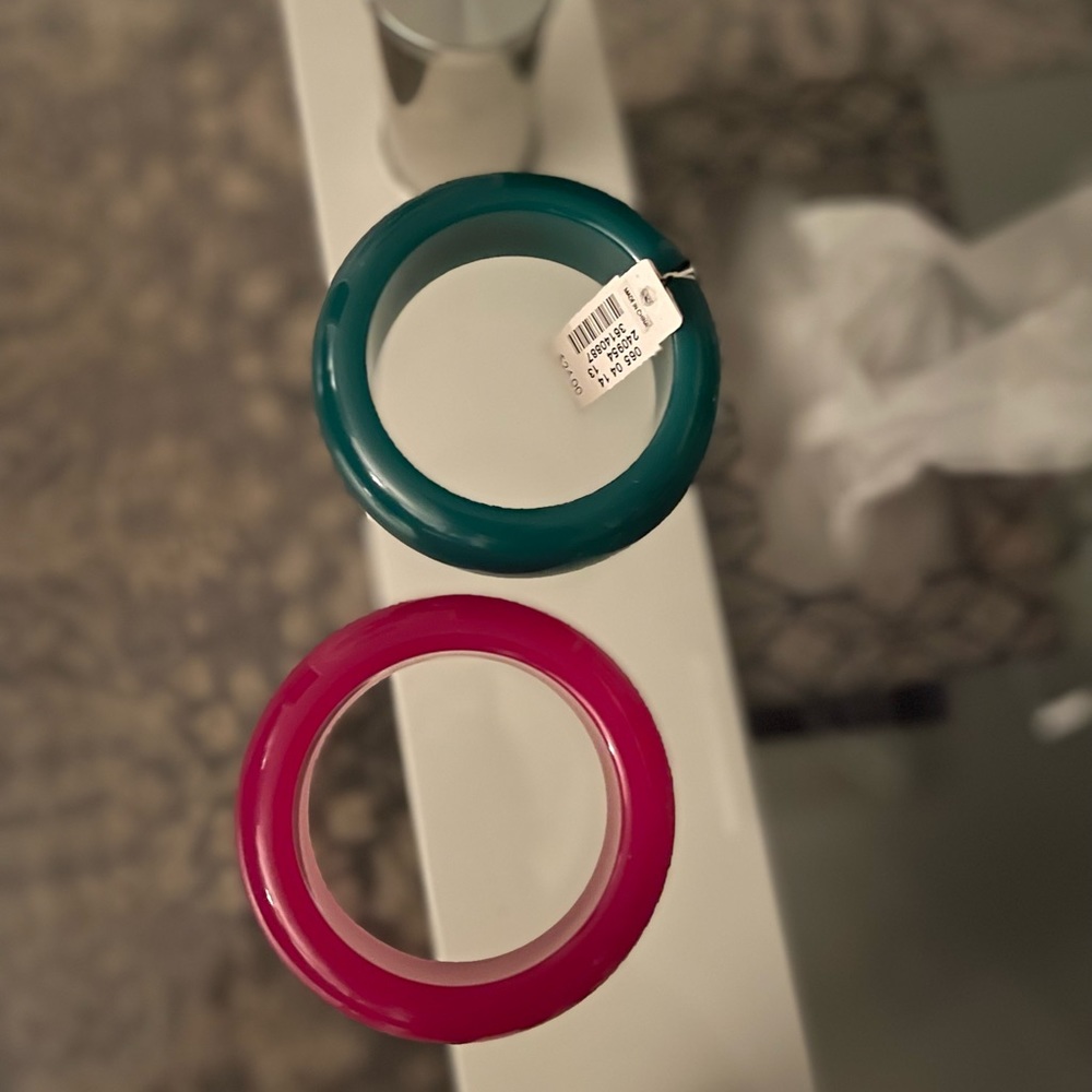 Woman bracelet.